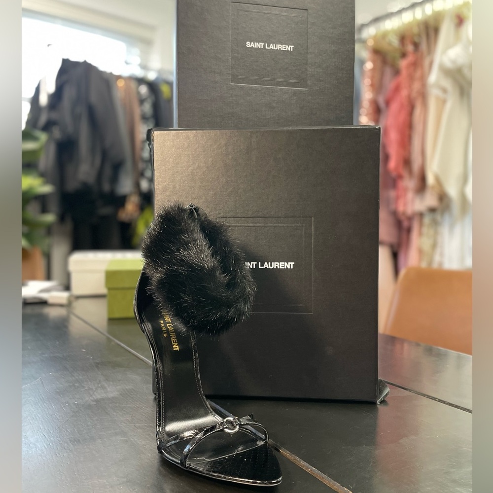 Saint Laurent Black Heels with Fur Accent